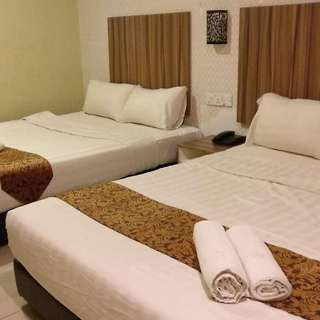 101 Lake View Hotel Пухонг Екстериор снимка