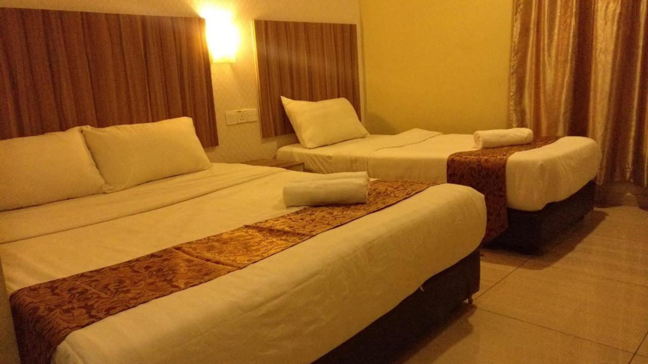 101 Lake View Hotel Пухонг Екстериор снимка